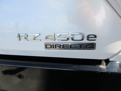 Used 2023 Lexus RZ 450e Premium w/ Cold Area Package AWD/4WD image 8