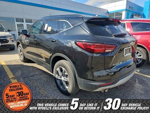 Certified 2023 Chevrolet Blazer LT w/ Convenience Package AWD/4WD image 2