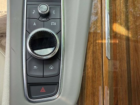 Used 2024 Cadillac Escalade ESV Sport Platinum w/ LPO, ONYX Package AWD/4WD image 25