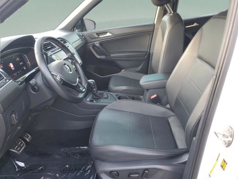 Used 2019 Volkswagen Tiguan S FWD image 17