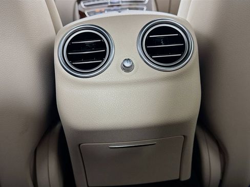 Used 2020 Mercedes-Benz E 350 Sedan image 31
