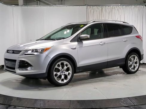 Used 2015 Ford Escape Titanium w/ Equipment Group 301A image 5