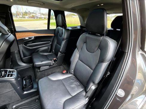 Used 2024 Volvo XC90 T8 Plus w/ Protection Package AWD/4WD image 21