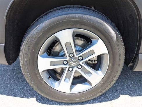 Certified 2025 Honda Pilot EX-L image 12