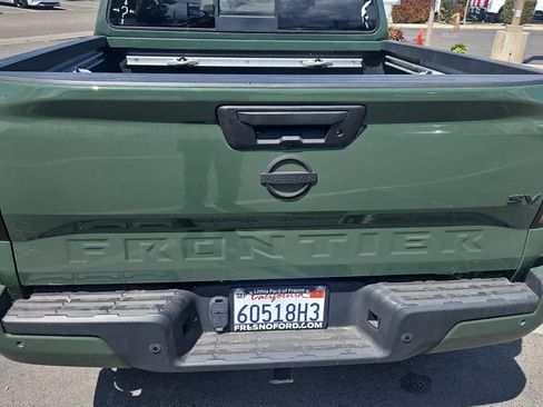 Used 2022 Nissan Frontier SV image 8