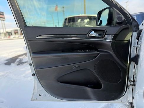 Used 2019 Jeep Grand Cherokee Trailhawk w/ Trailhawk Luxury Group image 13