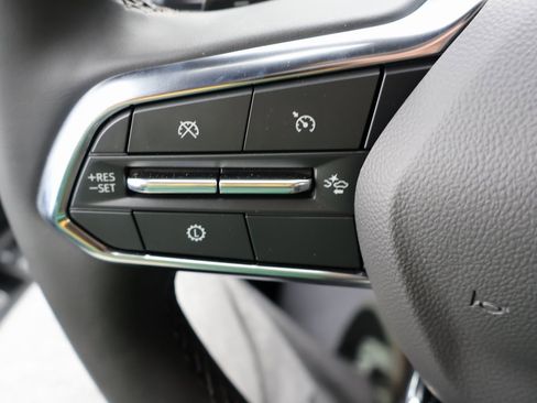 New 2025 Chevrolet Suburban High Country image 18