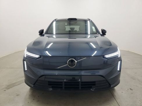 New 2025 Volvo EX90 Plus image 2