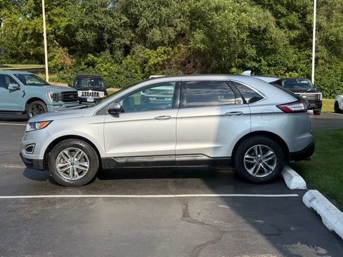 Used 2016 Ford Edge SEL w/ Canadian Touring Package AWD/4WD image 4