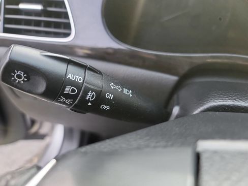 Used 2013 Hyundai Genesis 3.8 image 22