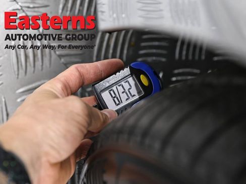 Used 2018 Tesla Model 3 Long Range AWD/4WD image 22