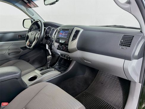 Used 2013 Toyota Tacoma 4x4 Double Cab w/ SR5 Pkg image 28