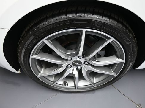 Used 2023 Genesis G70 2.0T AWD/4WD image 12