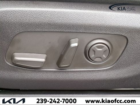 Certified 2026 Kia Carnival EX image 20