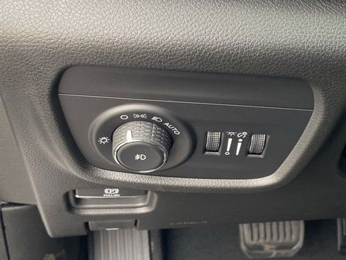 New 2025 Jeep Grand Cherokee Limited image 28