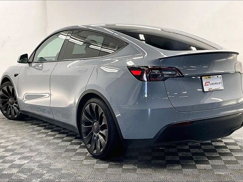 Used 2023 Tesla Model Y Performance AWD/4WD image 10