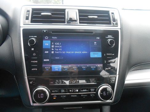 Used 2019 Subaru Legacy 2.5i Premium AWD/4WD image 13