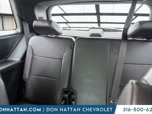 Used 2023 Chevrolet Traverse High Country image 25