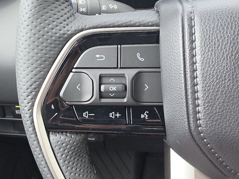 New 2026 Toyota Tundra Platinum AWD/4WD image 17