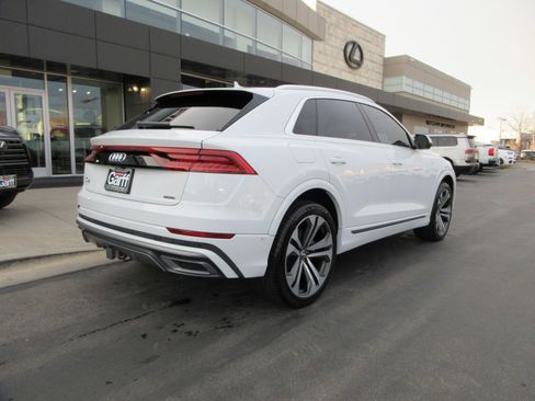 Used 2020 Audi Q8 Premium Plus image 11