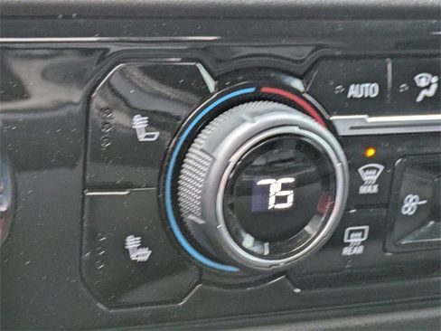 Used 2023 Chevrolet Silverado 1500 RST image 23