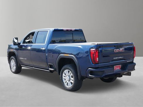 Used 2022 GMC Sierra 3500 Denali w/ Denali Ultimate Package AWD/4WD image 5