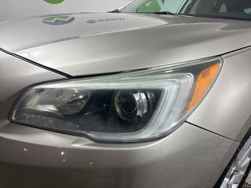 Used 2016 Subaru Outback 2.5i Premium image 4