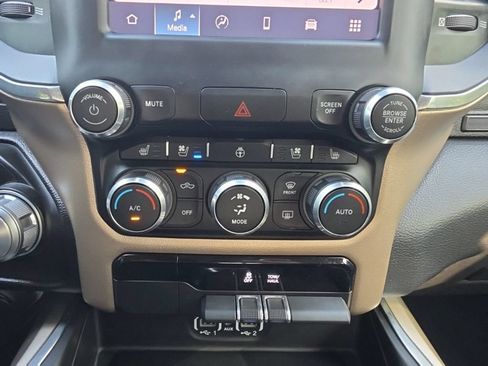 Used 2022 RAM 1500 Laramie RWD image 24