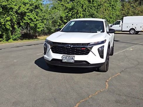 New 2026 Chevrolet Trax RS w/ Driver Confidence Package image 4