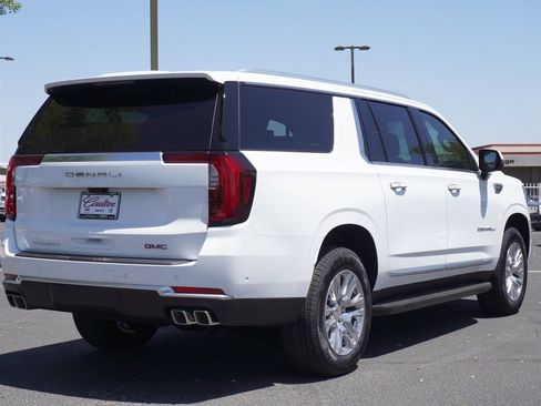 New 2026 GMC Yukon XL Denali w/ Advanced Technology Package AWD/4WD image 4
