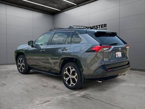 Certified 2022 Toyota RAV4 XSE w/ Weather Package AWD/4WD image 34