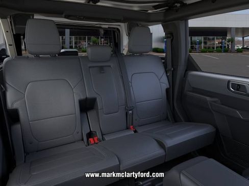 New 2026 Ford Bronco Big Bend w/ Black Diamond Package AWD/4WD image 11