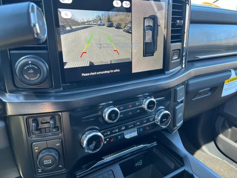 New 2026 Ford F350 Lariat w/ Black Appearance Package image 17