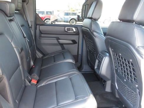 New 2025 Ford Bronco Badlands image 17