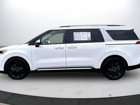 Used 2024 Kia Carnival SX image 6