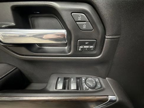 Used 2021 GMC Sierra 1500 SLT w/ SLT Premium Plus Package image 22