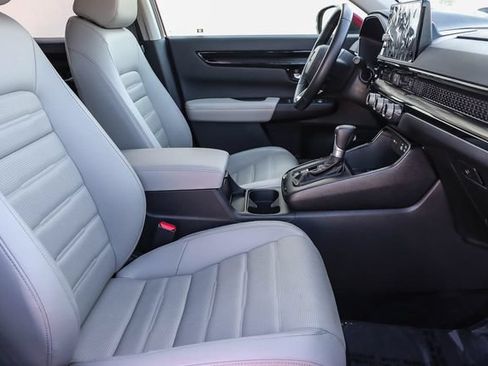 Used 2025 Honda CR-V EX-L image 18