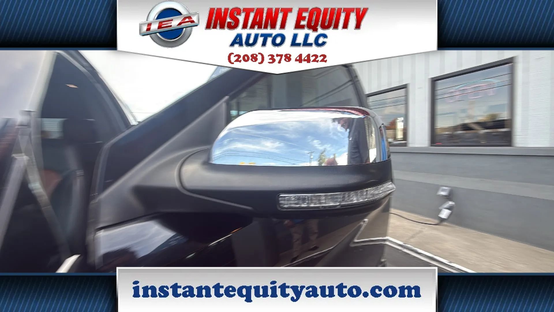 Used 2019 Ford Explorer XLT w/ Equipment Group 202A AWD/4WD image 26