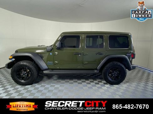 Used 2024 Jeep Wrangler Unlimited AWD/4WD image 4