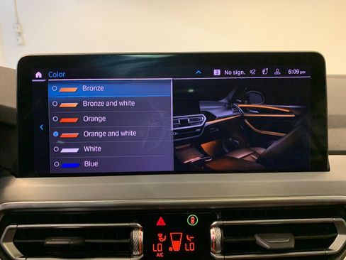 Used 2023 BMW X4 xDrive30i w/ M Sport Package AWD/4WD image 42