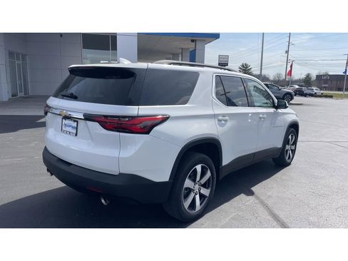 Certified 2023 Chevrolet Traverse LT w/ LPO, Floor Liner Package image 7