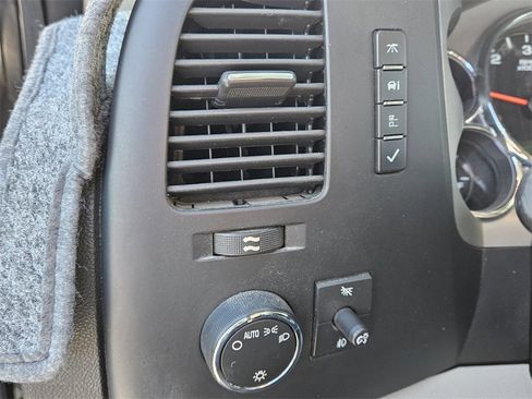 Used 2008 Chevrolet Silverado 2500 LT w/ 2LT Convenience Package image 29