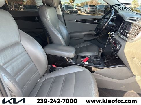 Used 2016 Kia Sorento EX image 21