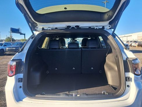 New 2026 Jeep Compass Latitude image 25