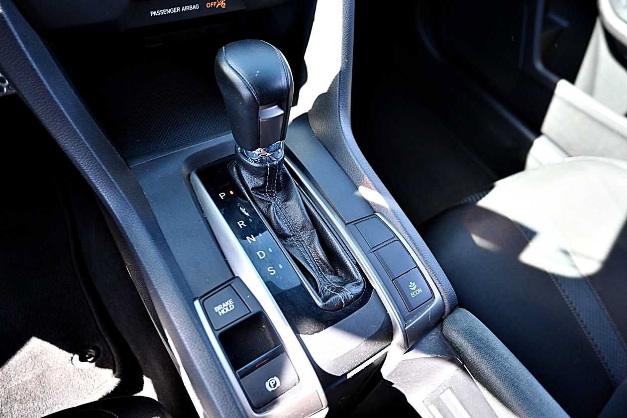 Used 2017 Honda Civic Sport image 25