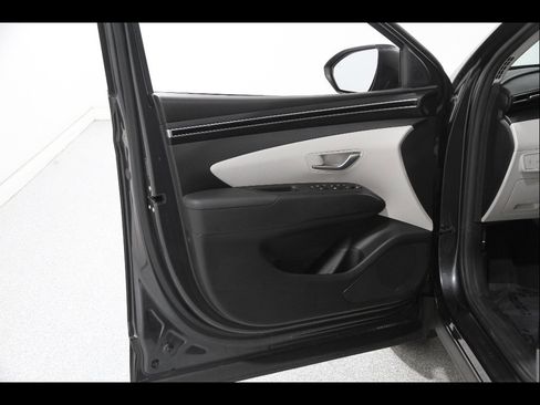 Certified 2023 Hyundai Tucson SEL AWD/4WD image 4