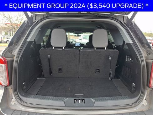 Certified 2023 Ford Explorer XLT w/ Equipment Group 202A AWD/4WD image 30