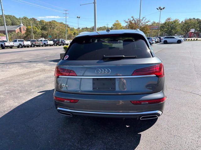 Used 2023 Audi Q5 e Premium Plus w/ Premium Plus Package AWD/4WD image 7