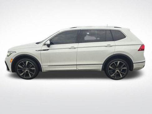 Used 2022 Volkswagen Tiguan SEL R-Line image 4