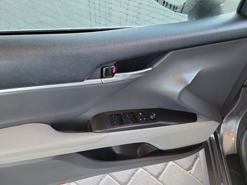 Certified 2023 Toyota Camry LE image 11